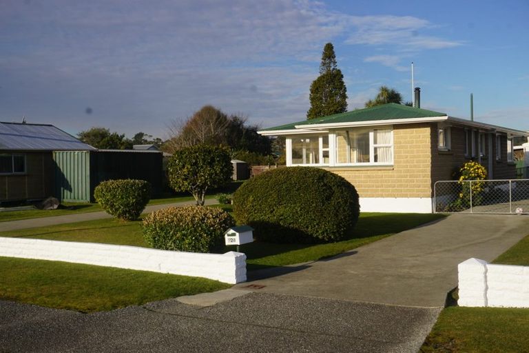 Photo of property in 128 Rolleston Street, Hokitika, 7810