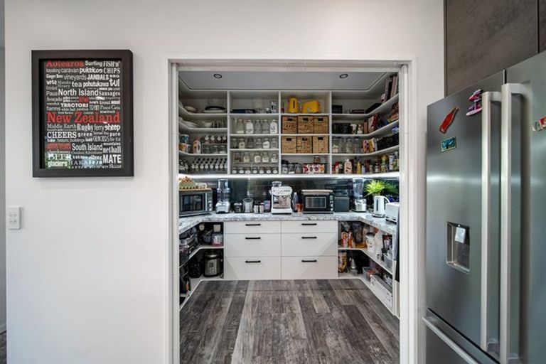 Photo of property in 11 Whitcombe Place, Darfield, 7571