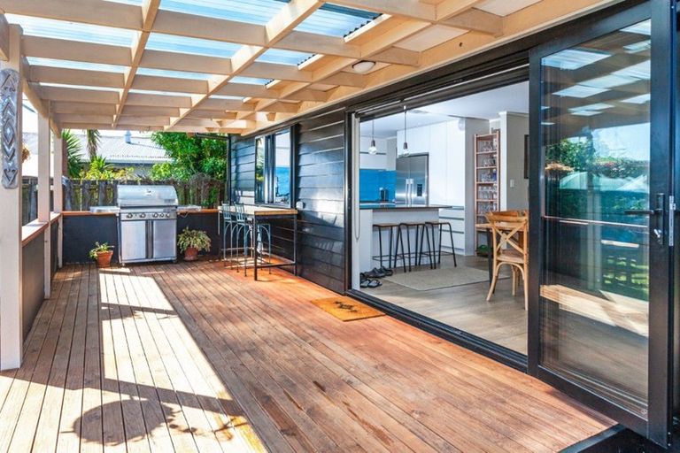 Photo of property in 219 Chartwell Avenue, Whangamata, 3620