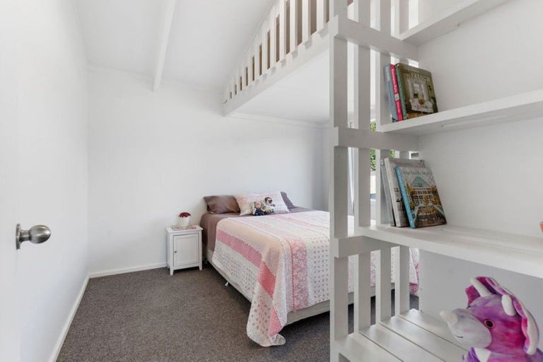 Photo of property in 65 Frederick Street, Carterton, 5713