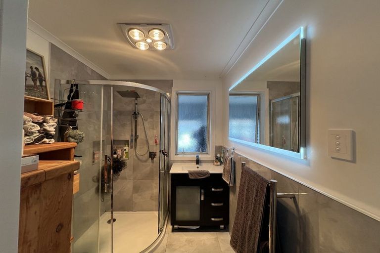 Photo of property in 28 Lemon Street, Otaki, 5512