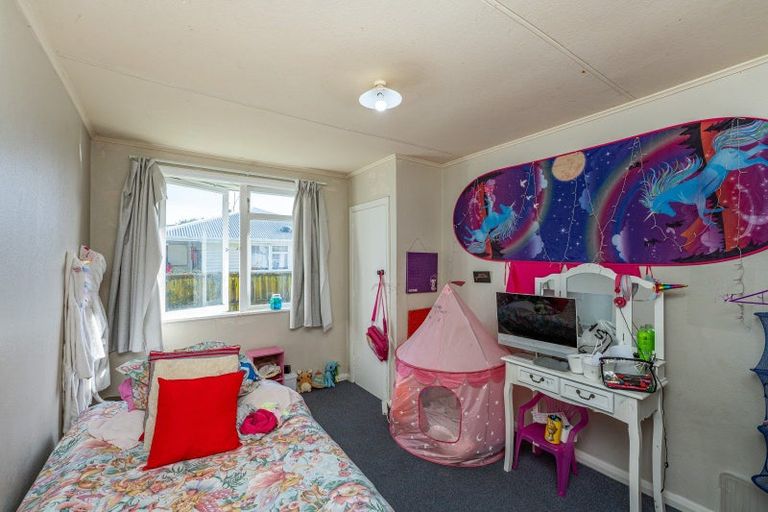 Photo of property in 3 Matai Place, Otaki, 5512