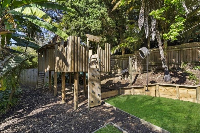 Photo of property in 11 Judges Bay Road, Parnell, Auckland, 1052