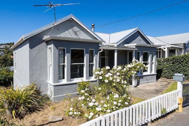 Photo of property in 76 Nairn Street, Kaikorai, Dunedin, 9010