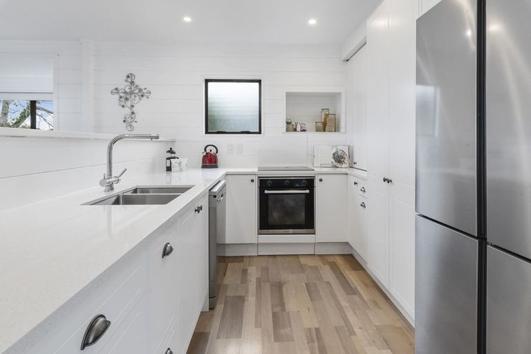 Photo of property in 248 Glenvar Road, Torbay, Auckland, 0630