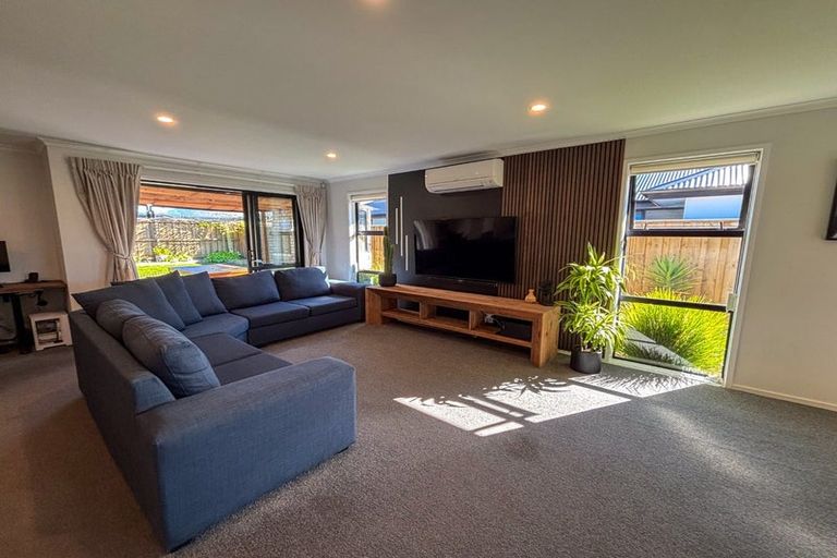 Photo of property in 16 Conailus Street, Halswell, Christchurch, 8025