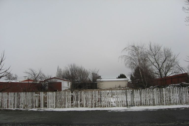 Photo of property in 20 Hallewell Road, Twizel, 7901