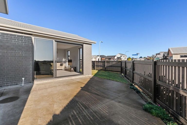 Photo of property in 42 Hinaki Street, Poike, Tauranga, 3112