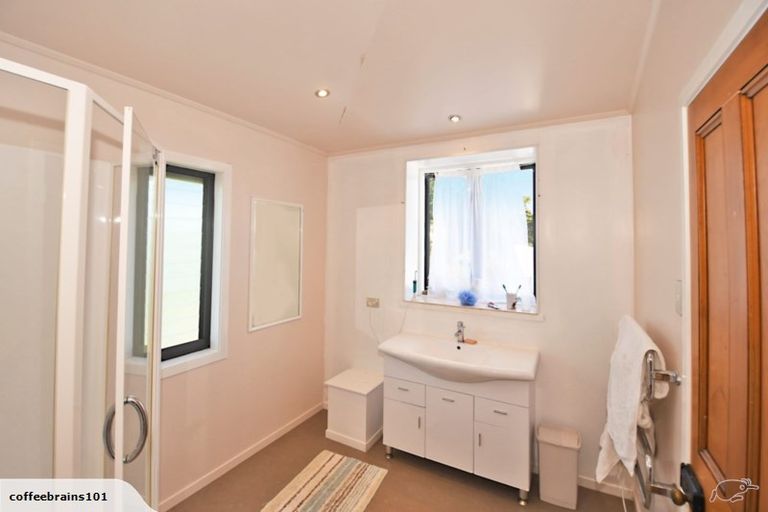 Photo of property in 122 Goat Island Road, Leigh, Warkworth, 0985