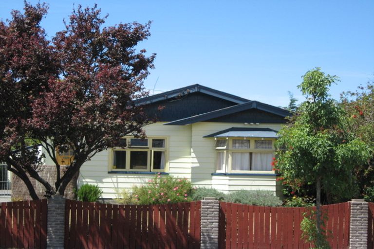 Photo of property in 30 Pannell Avenue, Wainoni, Christchurch, 8061
