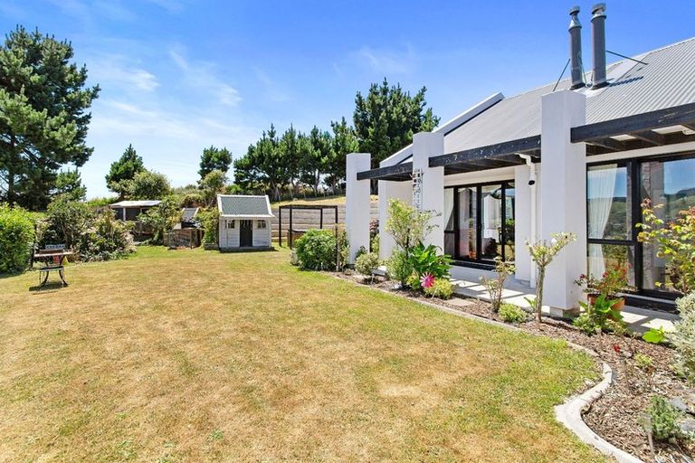 Photo of property in 40 Bing Lucas Drive, Tawa, Wellington, 5028