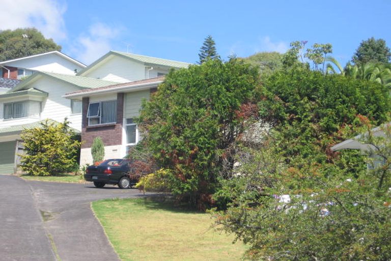 Photo of property in 1/39 Bentley Avenue, Glenfield, Auckland, 0629