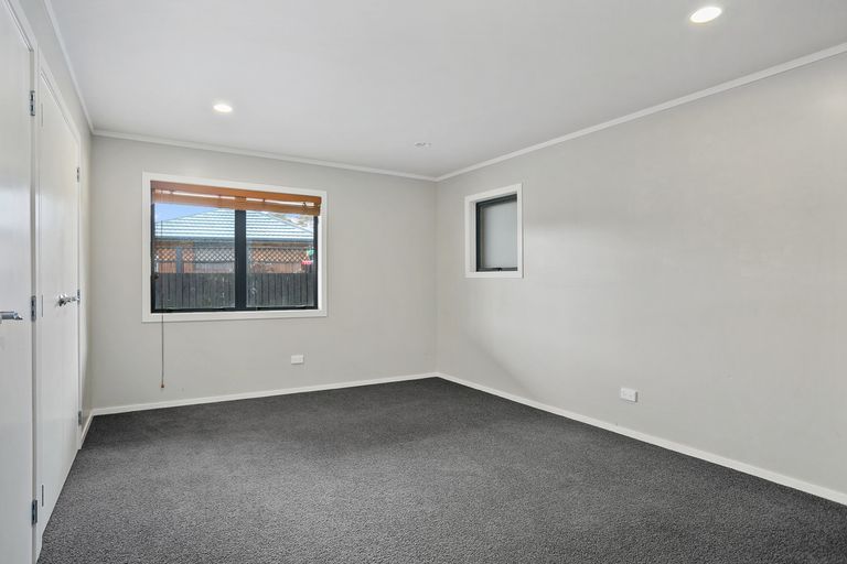 Photo of property in 2 Knox Place, Leamington, Cambridge, 3432