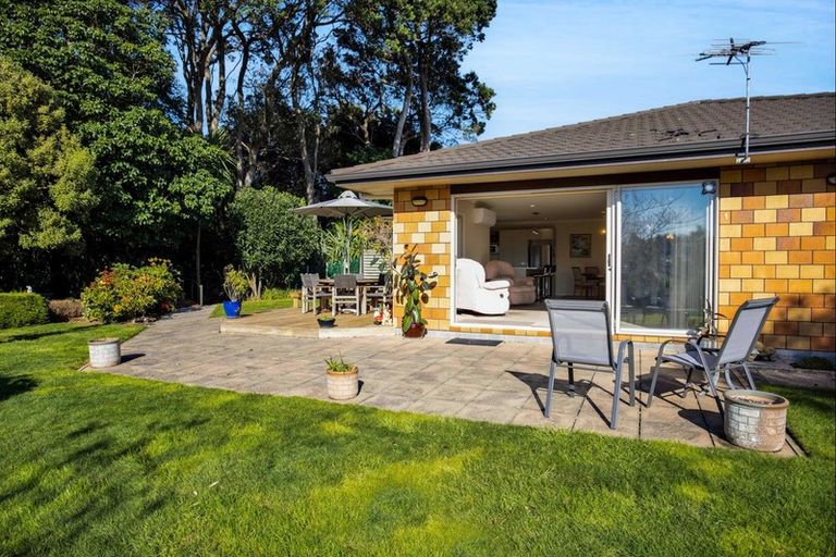 Photo of property in 7 Manuka Place, Whalers Gate, New Plymouth, 4310