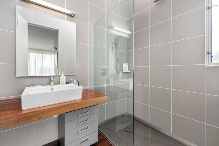 Photo of property in 7 Ridgecrest, Wanaka, 9305