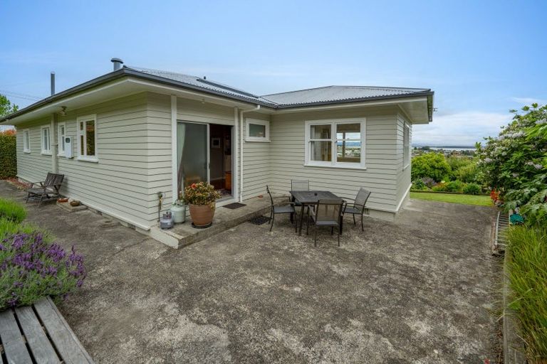 Photo of property in 15 Tosswill Road, Tahunanui, Nelson, 7011