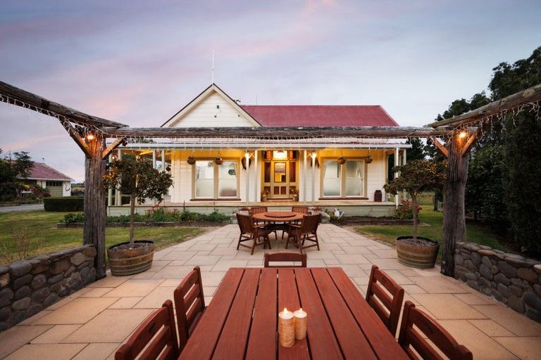 Photo of property in 808 Kimbolton Road, Feilding, 4777