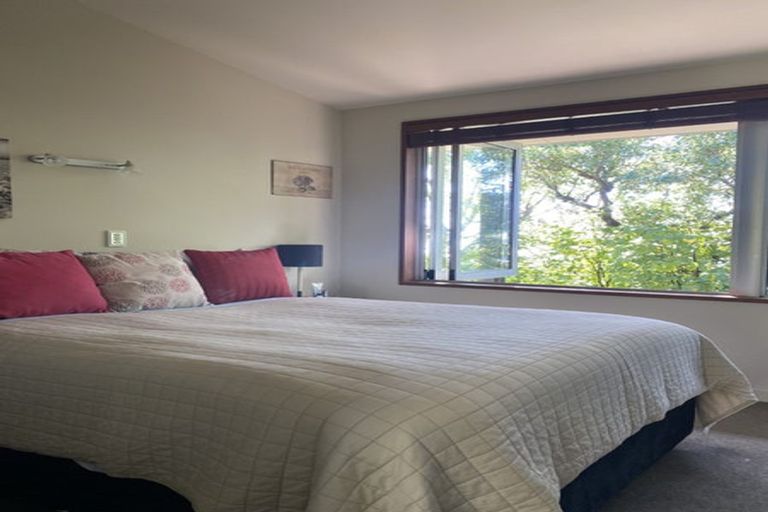 Photo of property in 22 Howard Road, Point Howard, Lower Hutt, 5013