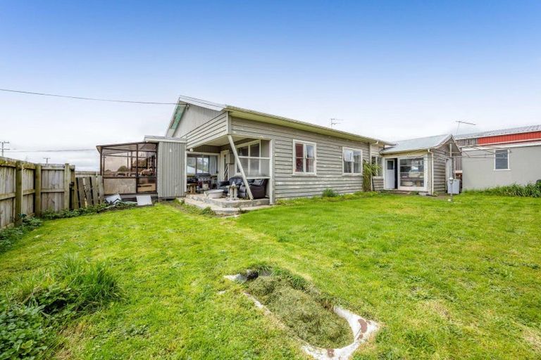 Photo of property in 24 Richmond Street, Fitzroy, New Plymouth, 4312