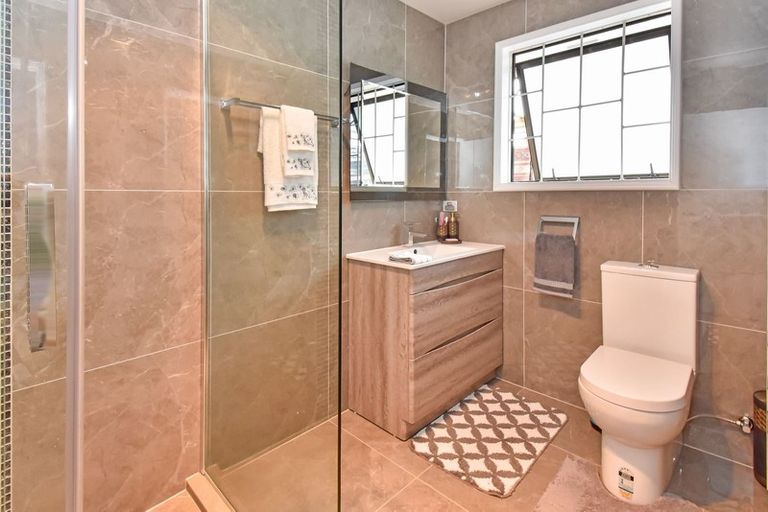 Photo of property in 46 Cyclamen Road, Mangere, Auckland, 2022