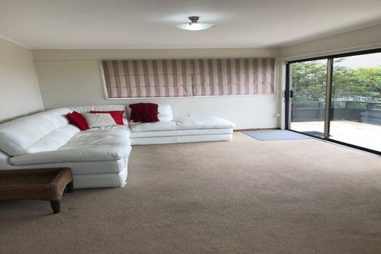 Photo of property in 2/126 Bucklands Beach Road, Bucklands Beach, Auckland, 2012