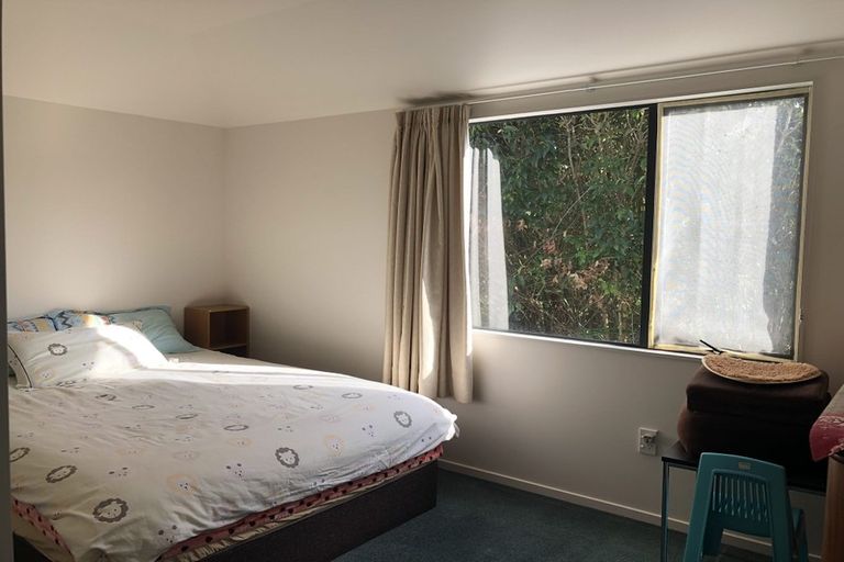 Photo of property in 1/18 Bond Crescent, Forrest Hill, Auckland, 0620