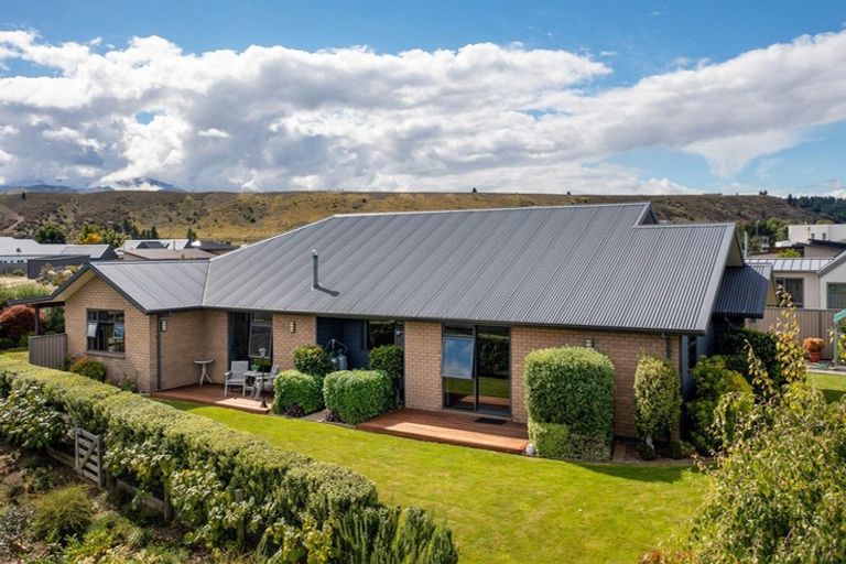 Photo of property in 23 Chandler Crescent, Clyde, 9330