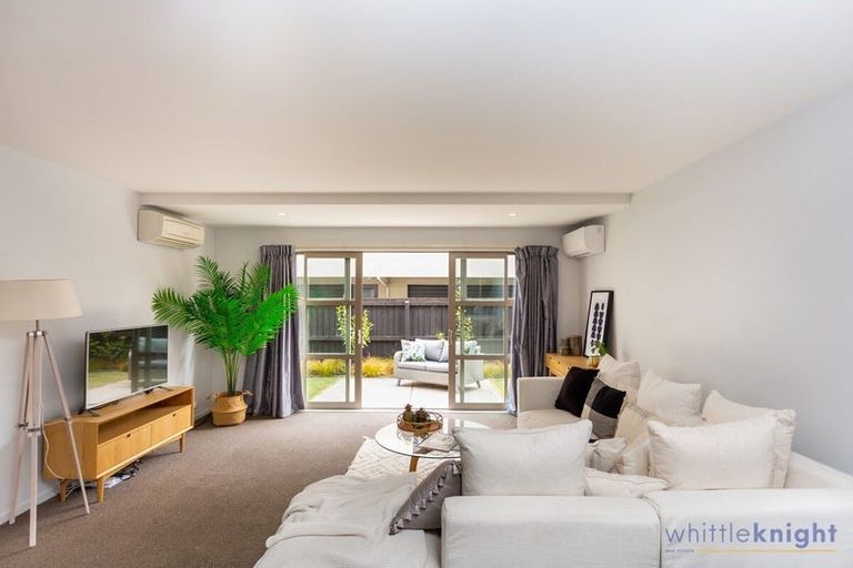 Photo of property in 4/75 Burke Street, Addington, Christchurch, 8024
