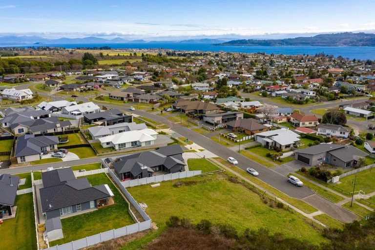 Photo of property in 20 Windsor Street, Richmond Heights, Taupo, 3330