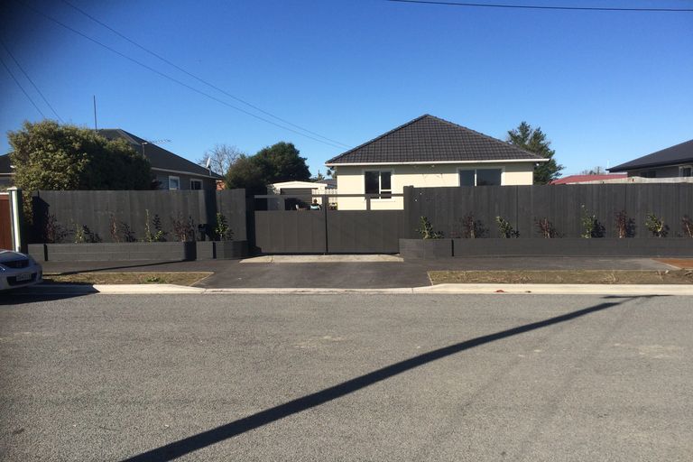 Photo of property in 30 Willryan Avenue, New Brighton, Christchurch, 8083