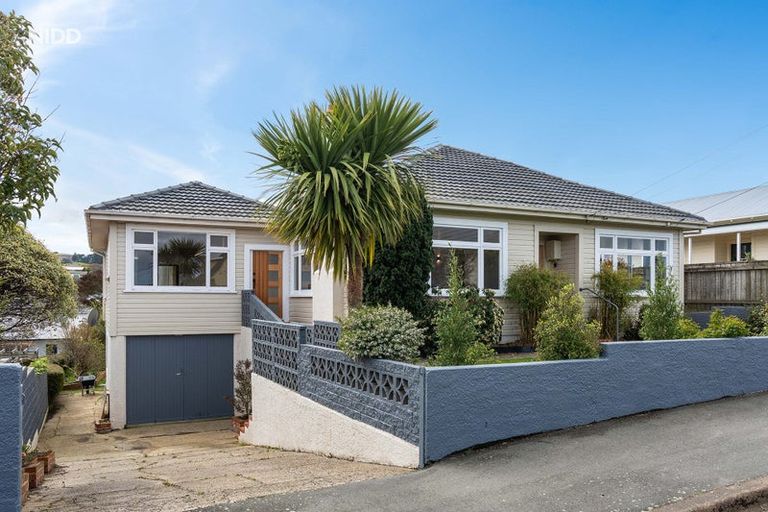 Photo of property in 14 Aytoun Street, Shiel Hill, Dunedin, 9013