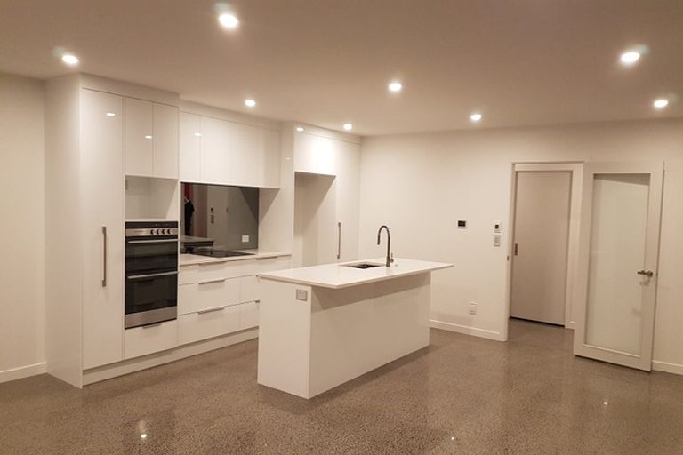 Photo of property in 7 Farnworth Terrace, Churton Park, Wellington, 6037