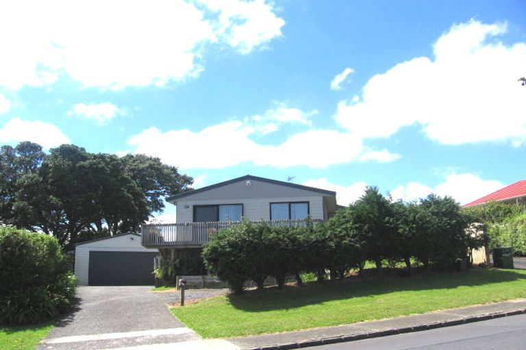 Photo of property in 2/2 Ruawai Road, Mount Wellington, Auckland, 1060