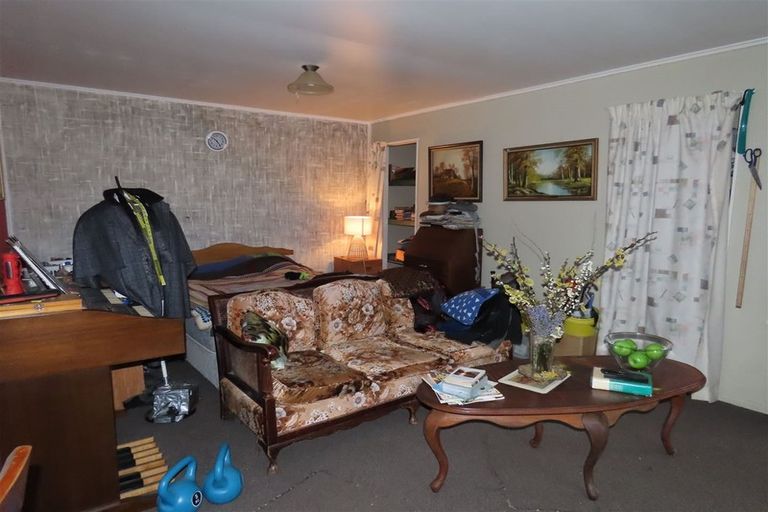 Photo of property in 18 Wilton Street, Levin, 5510