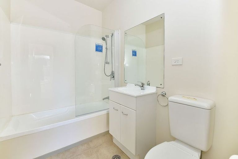 Photo of property in 12/17 Georgia Terrace, Albany, Auckland, 0632