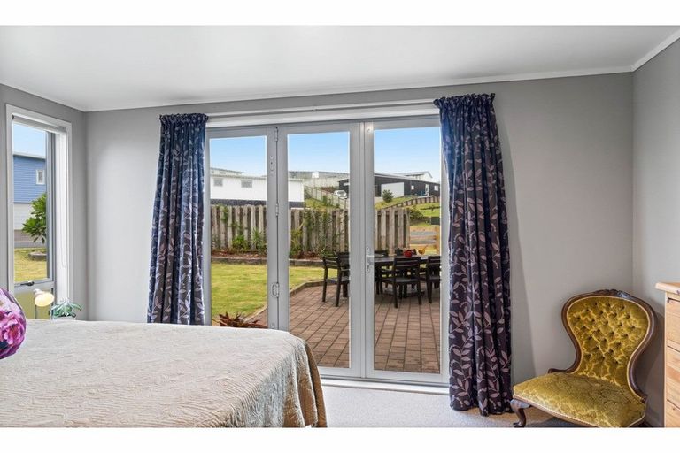 Photo of property in 2 Beachcomber Road, Mangawhai Heads, Mangawhai, 0505