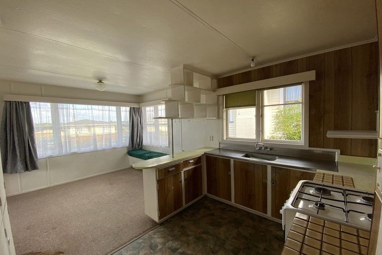 Photo of property in 7 Watene Crescent, Waitara, 4320