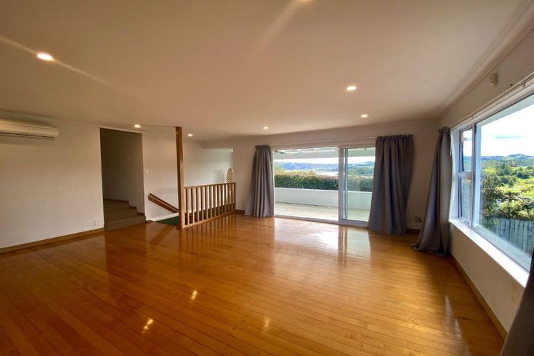 Photo of property in 16 Clotworthy Crescent, Onerahi, Whangarei, 0110