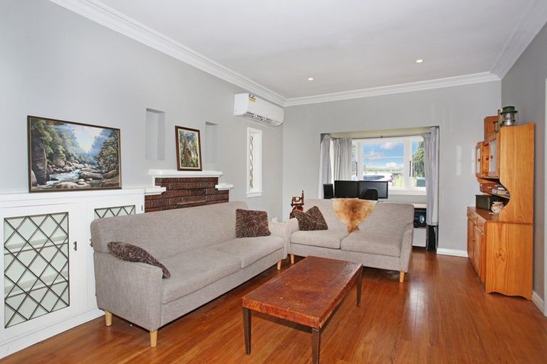 Photo of property in 82 George Street, Tuakau, 2121