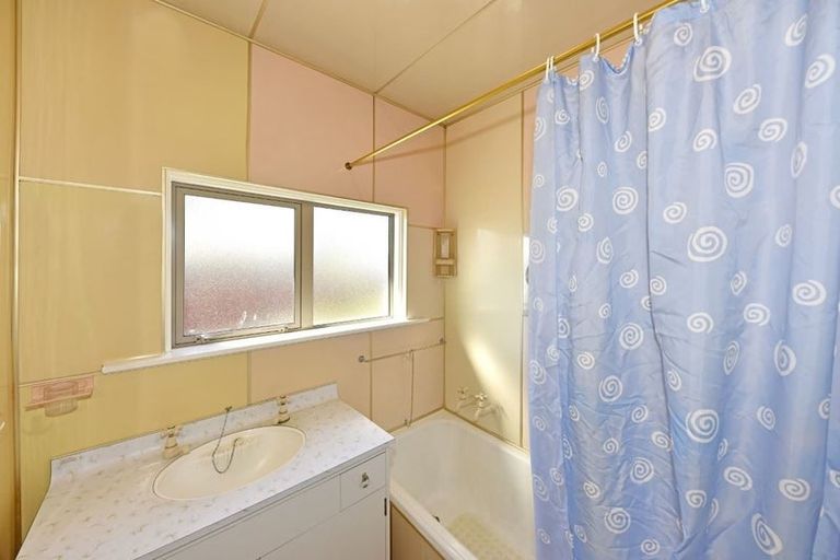 Photo of property in 40 Hay Street, Bromley, Christchurch, 8062