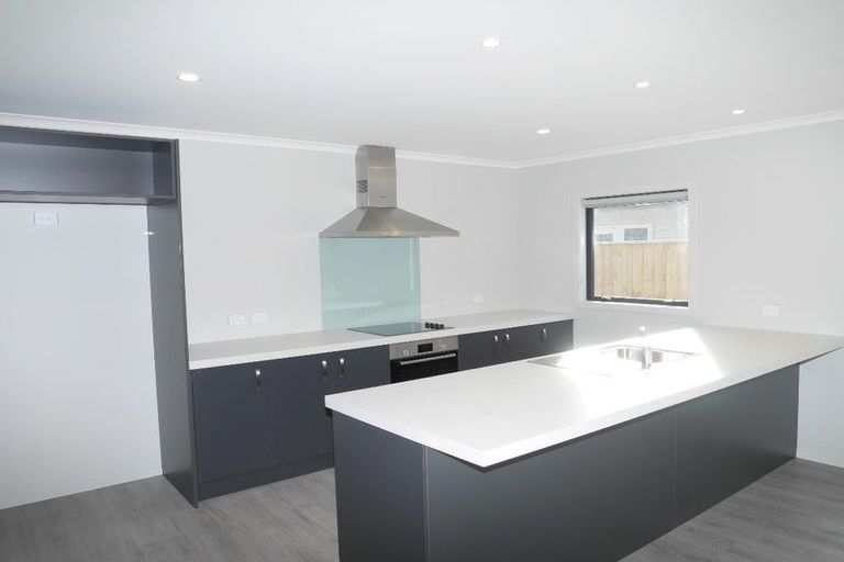 Photo of property in 11 Kingi Te Ahoaho Place, Otaki, 5512