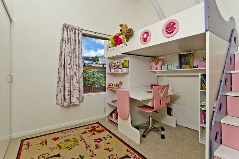 Photo of property in 2/55 Monarch Avenue, Hillcrest, Auckland, 0627