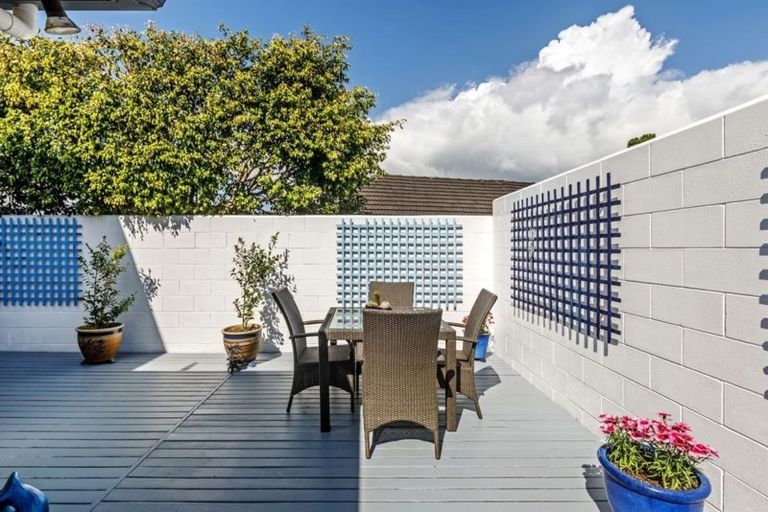 Photo of property in 1/26 Esmonde Road, Takapuna, Auckland, 0622