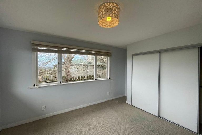 Photo of property in 1/19a Park Road, Glenfield, Auckland, 0629