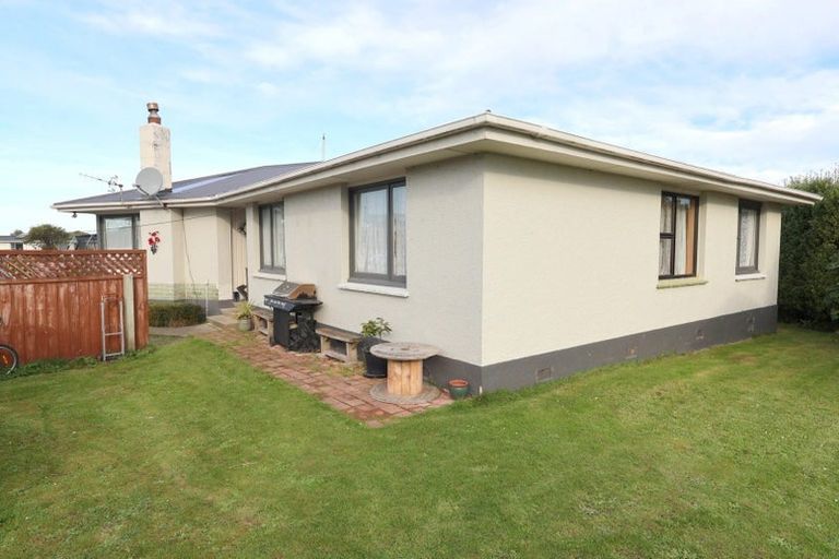 Photo of property in 2 Dundee Street, Strathern, Invercargill, 9812