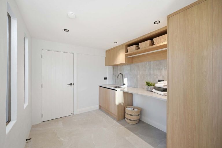 Photo of property in 15 Oak Manor Drive, Albany, Auckland, 0632