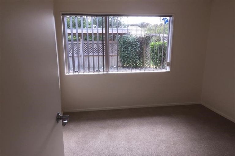 Photo of property in 39 Waimoko Glen, Swanson, Auckland, 0612