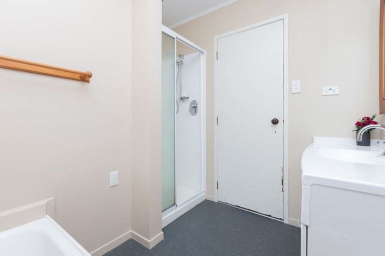 Photo of property in 35 Cullimore Street, Pukete, Hamilton, 3200