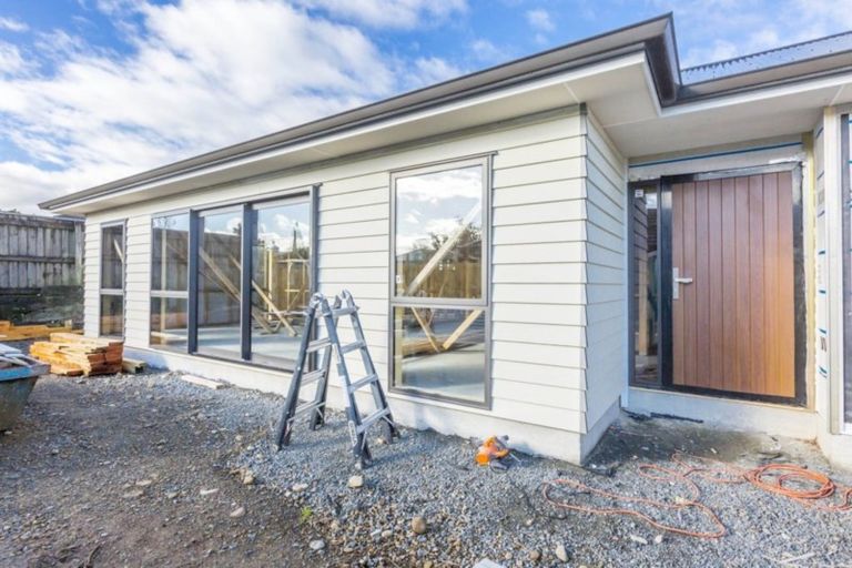 Photo of property in 16a Ebdentown Street, Ebdentown, Upper Hutt, 5018