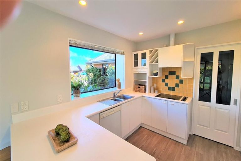 Photo of property in 10 Van Dieman Close, Templeton, Christchurch, 8042